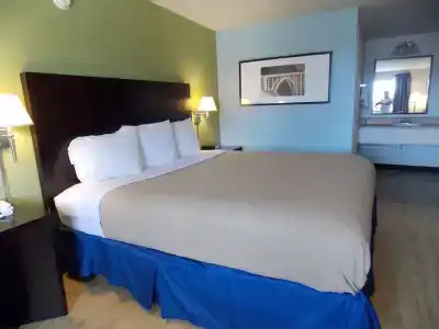 Augusta Best Inn - 6
