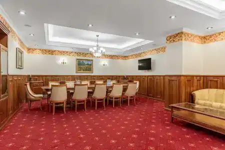 Национальный - 9
