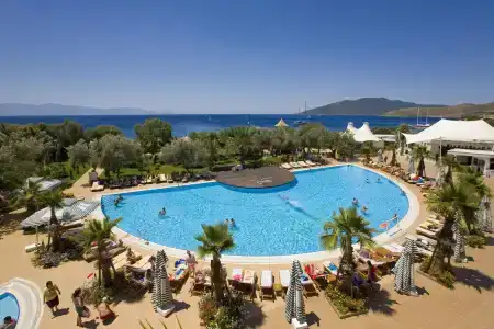 Latanya Park Resort - 12