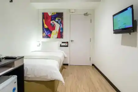 12Fly - 18