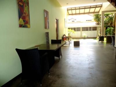 Gomez Place - 17