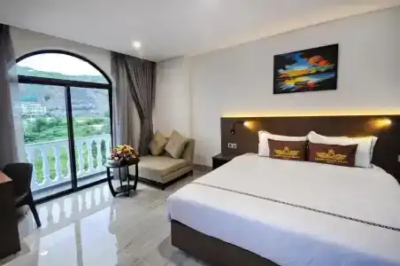 Crown Nguyen Hoang - 101