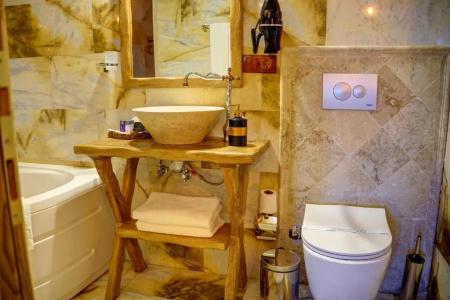 Calypso Cave Suites - 6