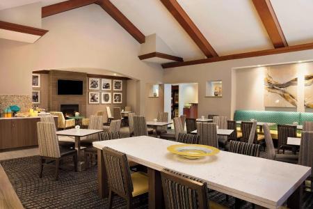 Residence Inn by Marriott Airport - 25