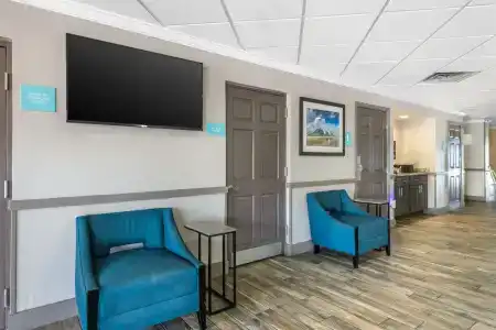 Comfort Inn & Suites Daytona Beach Oceanfront - 15