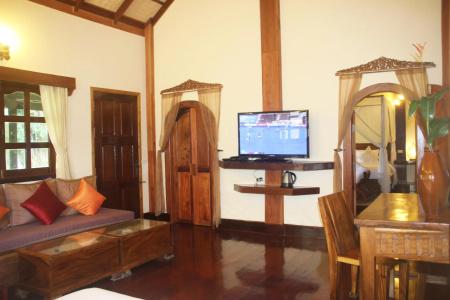 Royal Mayura Resort - 4
