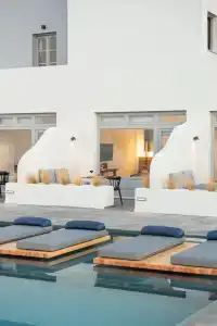 Volcanic Arc Suites - 4