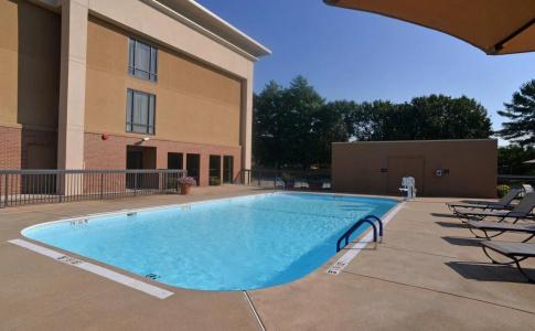 Hampton Inn-South - 15