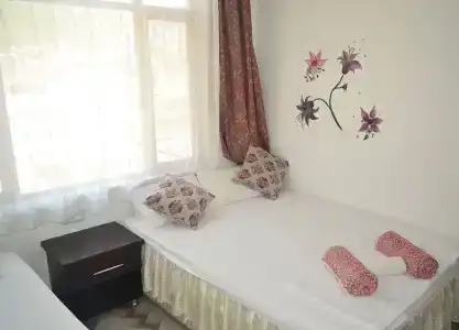 Santosa Pension - 1