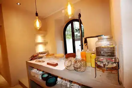 Casa Nostra Luxury Suites - 22