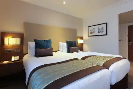 Amba Marble Arch - 11
