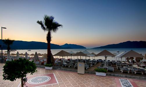 Romance Beach - 29