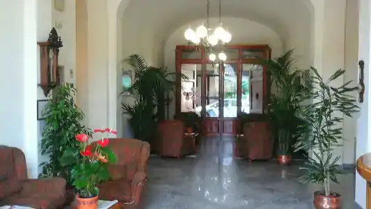 Albergo Roma - 1