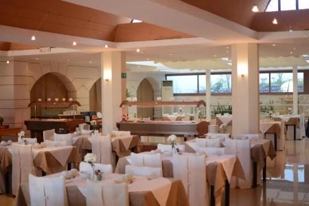 Macaris Suites & Spa - 35