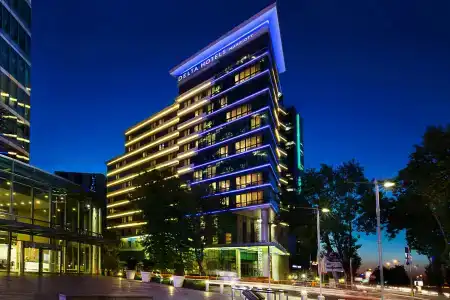 Deltas by Marriott Istanbul Levent - 0