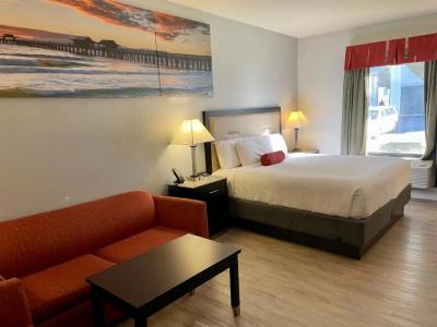 Days Inn & Suites by Wyndham - 89