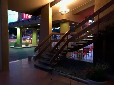 Adobe Inn - 9