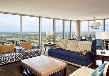 Sheraton New Orleans - 6