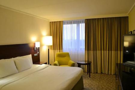 Courtyard by Marriott Düsseldorf Seestern - 19