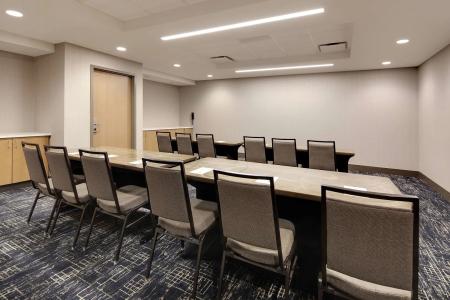 DoubleTree by Hilton - 16