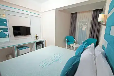 The Best Life Center - 16