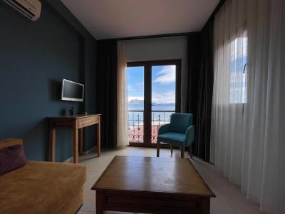 Veziroğlu Apart - 90