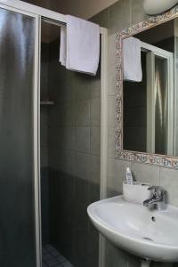 Adigrat Riccione - 80