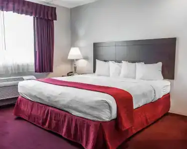 Quality Inn Grand Suites Bellingham - 63