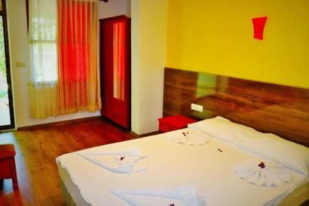 Simge Pension - 33