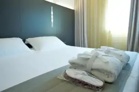 Liassidi Wellness Suites - 23
