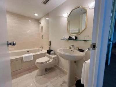 Cambridge Suites - 33