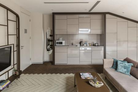Upsuites - 10