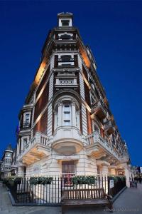 The Mandeville - 47