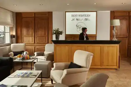 Best Western Le Cheval Blanc -Centre- Vieux Port - 0