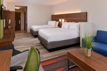 Holiday Inn Express & Suites - St. Petersburg - Madeira Beach, an IHG - 90