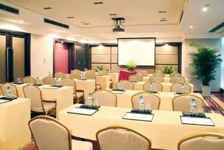 Howard Johnson Huaihai - 8