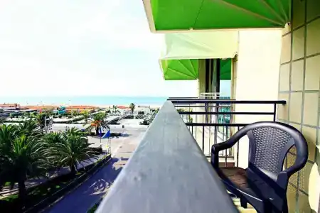 Siesta - 6
