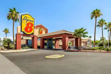 Super 8 by Wyndham Marana/Tucson Area - 5