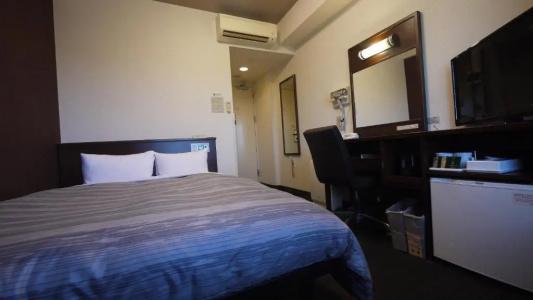 Route-Inn Nagahama Inter - 39