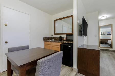 Comfort Suites At Sabino Canyon - 78