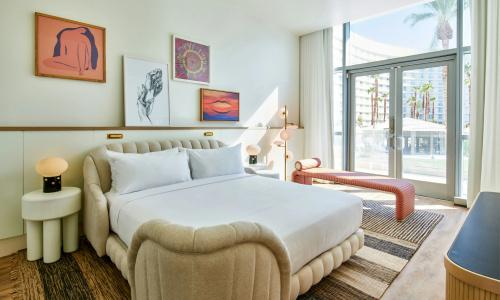 Virgins Las Vegas, Curio Collection by Hilton - 42