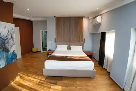 Olivar Tirana - 120