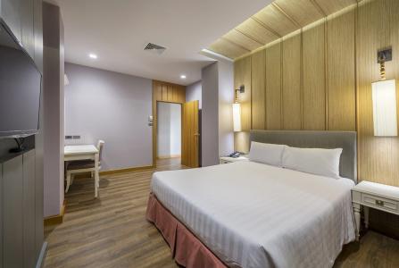 Royal Rattanakosin - 12