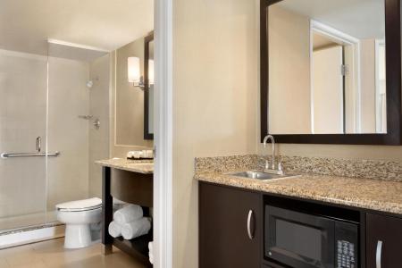 Embassy Suites Los Angeles - 8