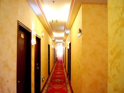Tong Yi Business - 7