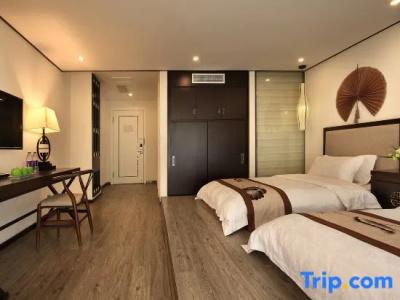 Peach Blossom Resort (near Reed Flute Rock, free pick up for min 3 nights) - 97