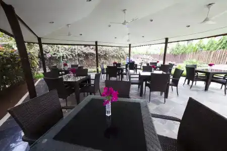 Best Western Plus - 13