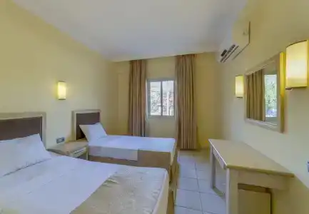 alenz suite - 42