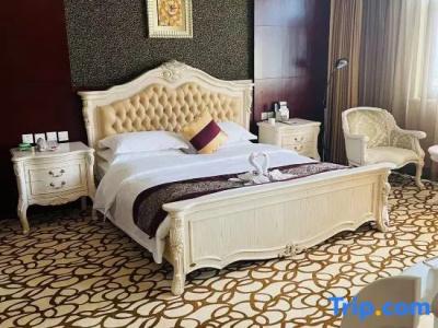 Dynasty International - 47