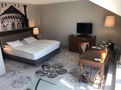 Hilton Mainz City - 35